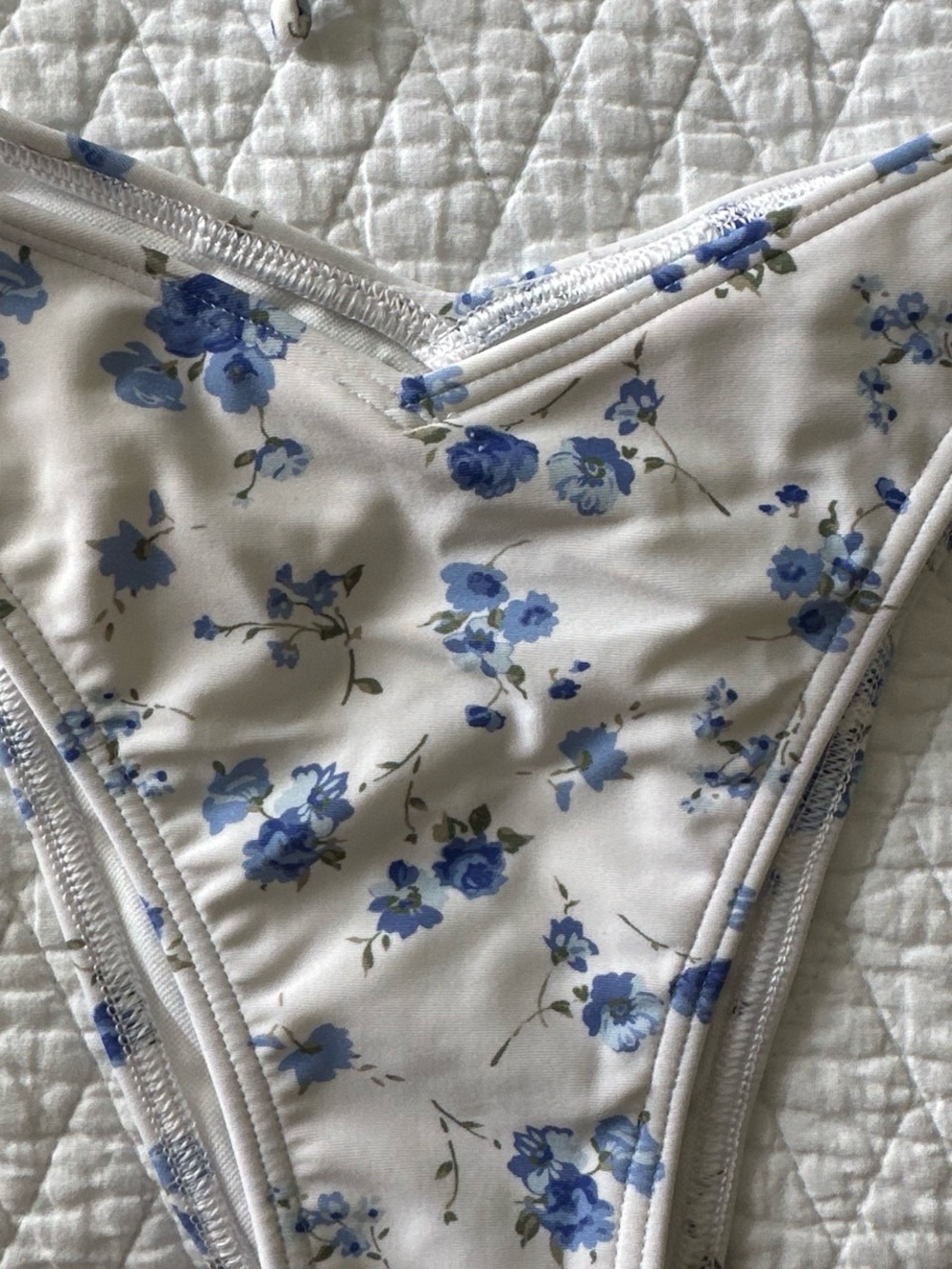 Floral bikini set - Picture 2 of 8